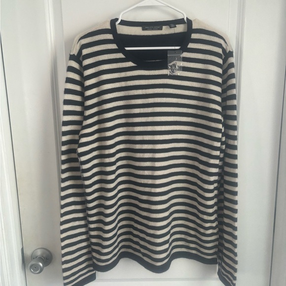 Saks Fifth Avenue Cashmere Sweater - Picture 1 of 4